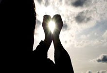 比利亚雷亚尔主场失利，降级形势严峻